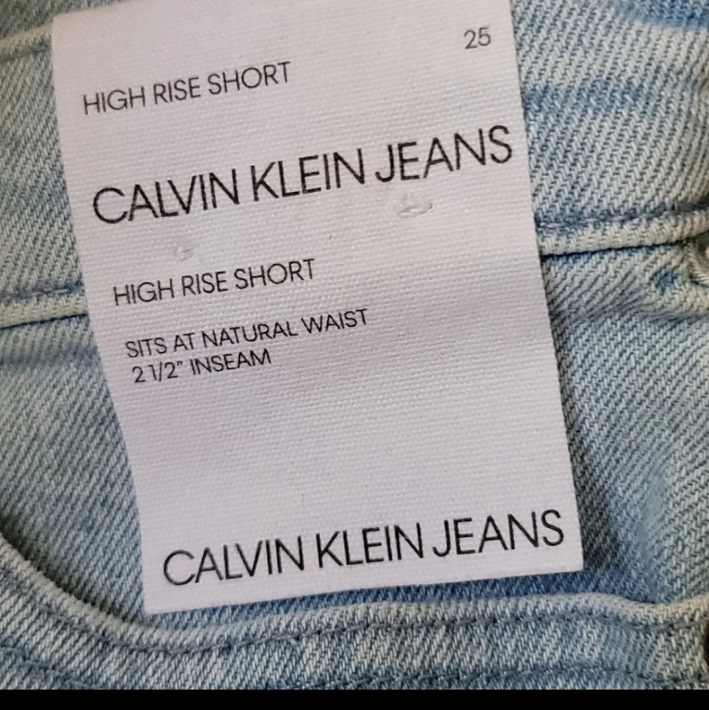 Calvin Klein Jeans High Rise‎ Short